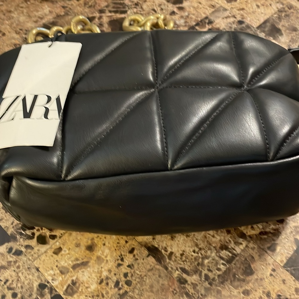Zara Elegant Gold Chain Strap Black Quilted Bag - Picture 8 of 12